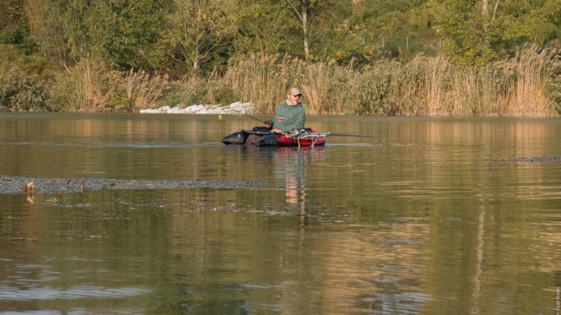 Simone Pezzi al Lago di Porziola in Belly, per iopescopositivo.it
