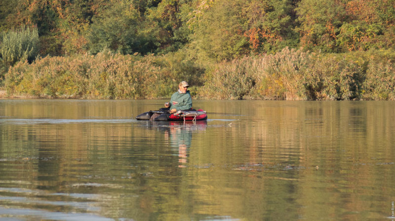 Simone Pezzi al Lago di Porziola in Belly, per iopescopositivo.it
